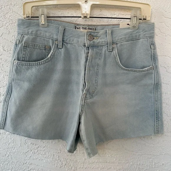 Free People NWOT We The Free Ivy Mid Rise Short Size 27 Light Blue - Picture 2 of 13